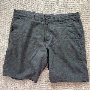 Hang Ten Men’s Shorts size 40